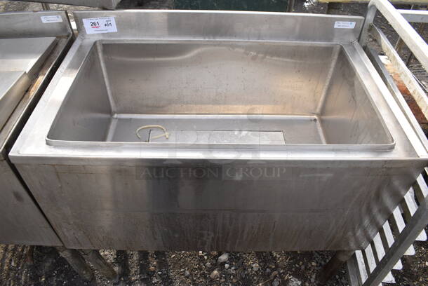 BK Resources Stainless Steel Commercial Ice Bin w/ Cold Plate. 36x21.5x33