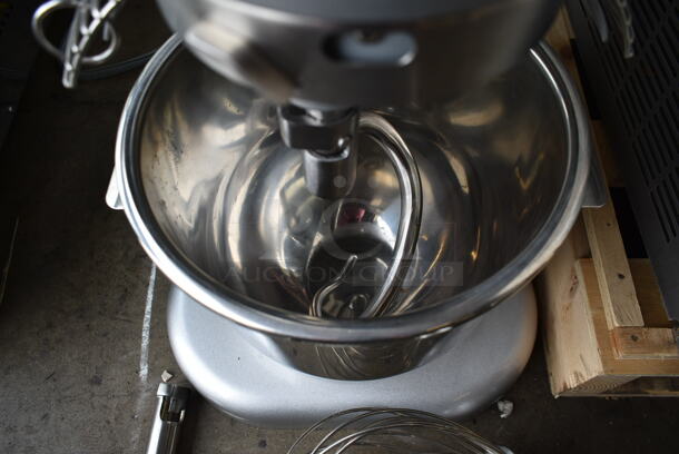 BRAND NEW SCRATCH AND DENT! Metal Commercial Countertop Planetary Dough Mixer w/ Stainless Steel Mixing Bowl, Bowl Guard, Dough Hook, Whisk and Paddle Attachments. 120 Volts, 1 Phase. Tested and Working! - Image 8 of 11