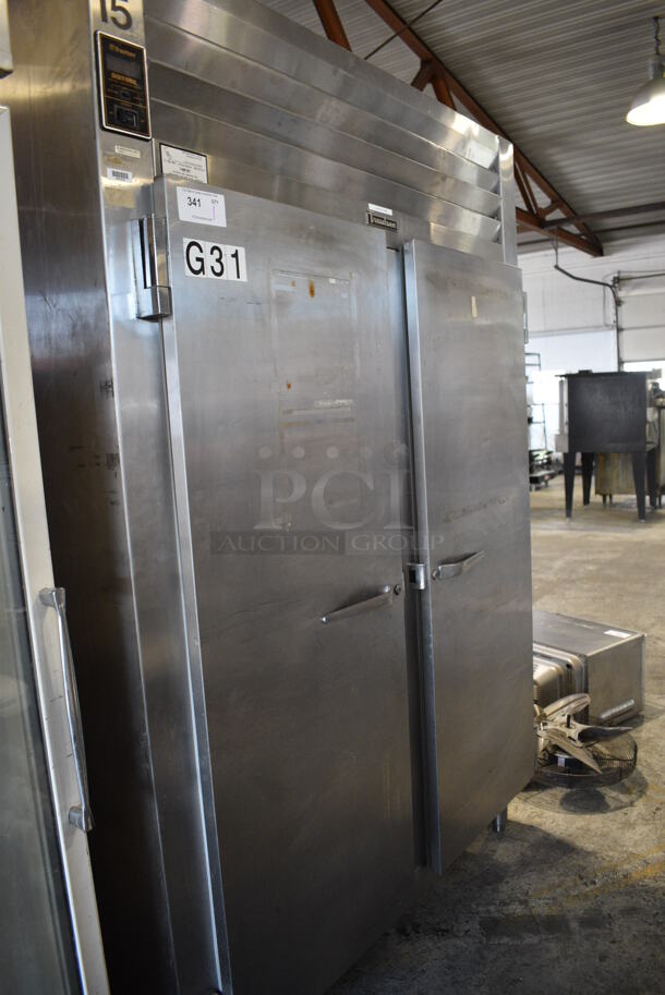 Traulsen Model RHT 2-32 WUT Stainless Steel Commercial 2 Door Reach In Cooler w/ Metal Oven Racks. 115 Volts, 1 Phase. 58x36x83.5. Tested and Working! - Image 2 of 6