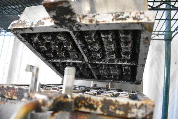 Stainless Steel Commercial Countertop Waffle Machine. 10x25x14. Tested and Working! - Image 5 of 7