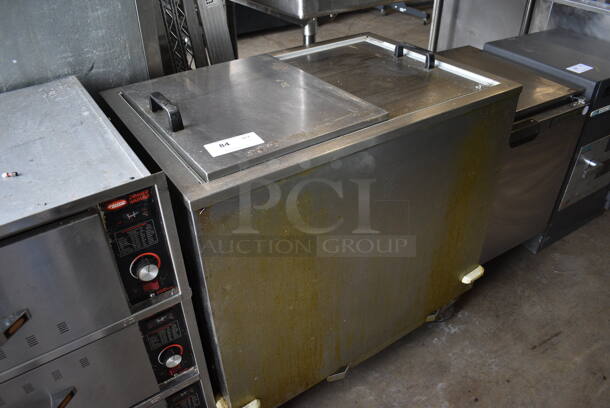 Silver King Model SKMWF34 Stainless Steel Commercial Chest Freezer w/ Sliding Lids on Commercial Casters. 115 Volts, 1 Phase. 34.5x23.5x34. Tested and Working! - Image 4 of 7