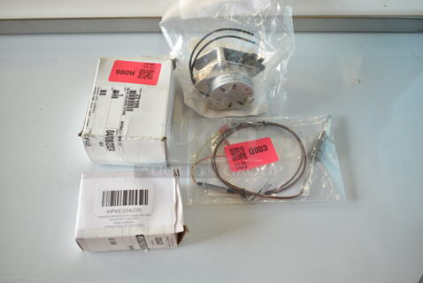4 BRAND NEW SCRATCH AND DENT! Items; HPKE504295 Cleveland KE50429-5 Prs Gauge; Btm Mnt, HP22199 Cleveland 22199 Vlv,Sld,Stm,Normally Open 1/4", HP108068 Cleveland 108068 Thermocouple; 1/8 In, HP110198 Cleveland 110198 Timer; Mtr Driven; Mechanical;. 4 Times Your Bid!