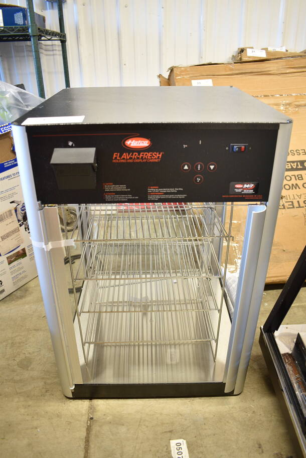 BRAND NEW SCRATCH AND DENT! Hatco FDWD-2X  Flav-R-Fresh Two Door Heated Display Cabinet with Humidity Control and Multi-Purpose Rack. 120 Volts, 1 Phase. Tested and Working! - Image 2 of 8