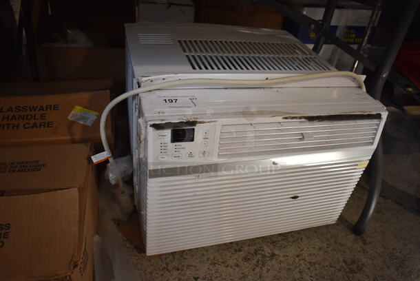 General Electric AEC12AYL1 Window Mount Air Conditioner. 115 Volts, 1 Phase. 22x21x17.5. Tested and Working! - Image 3 of 6