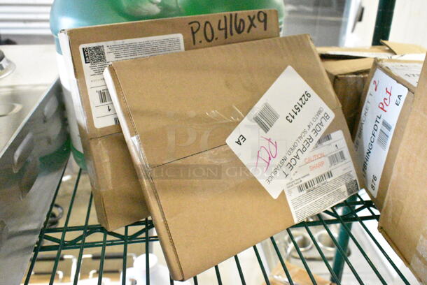 5 BRAND NEW SCRATCH AND DENT! Items Including 2 Box 92215113 Vollrath 15113 1/4" Scalloped Blade Assembly for Redco InstaSlice Fruit and Vegetable Cutters, HP30140827A0 Berkel 01-40827A-00130 Sharpening Assy, Avantco 178HINGCFDBL Bottom Left Hinge Pivot for A, SS, and CFD Series, 68340355 Robertshaw 40-355 2" Black Steam Table Knob (Off, Low, 2-6, Hi). 5 Times Your Bid! - Image 3 of 8