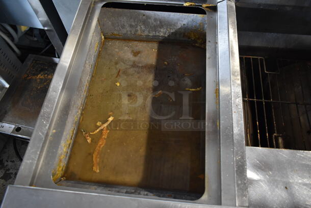 Frymaster FM145EBLSC Stainless Steel Commercial Natural Gas Powered Single Bay Deep Fat Fryer w/ Left Side Dumping Warming Station. 122,000 BTU. - Image 4 of 9