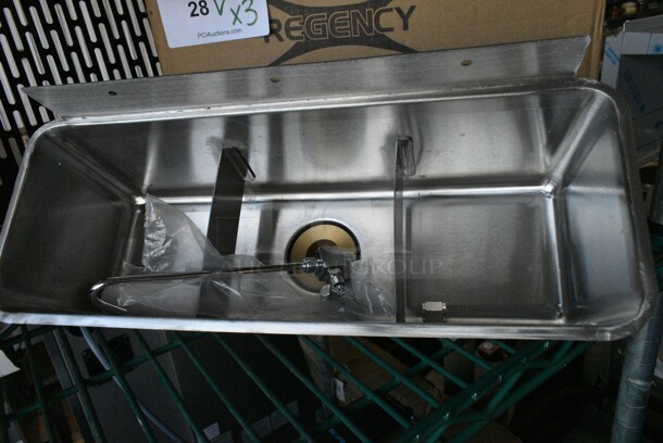 3 BRAND NEW SCRATCH AND DENT! Items Including 37 Choice 176SAUCE4CH 4 oz. Hammered Copper-Plated Stainless Steel Round Sauce Cup, Carnival King 382PM3KETTLE 8 oz. Popcorn Kettle, Regency 600DW15 15" Ice Cream Dipper Well and Faucet Set. 3 Times Your Bid!  - Image 10 of 12