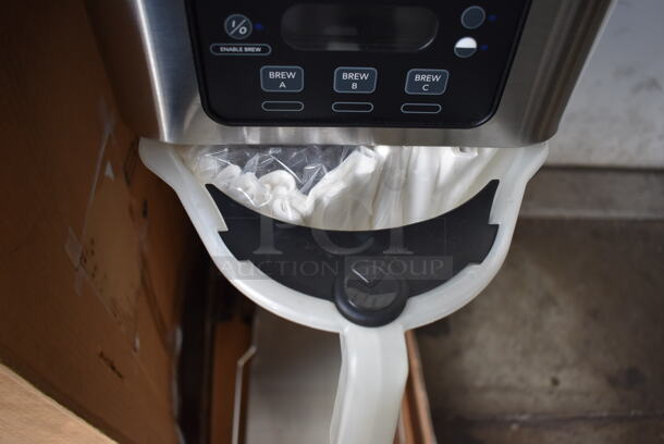 BRAND NEW IN BOX! 2022 Bunn ITB Stainless Steel Commercial Countertop Iced Tea Machine w/ Poly Brew Basket. 120 Volts, 1 Phase. 11x22x35. Tested and Working! - Image 7 of 9