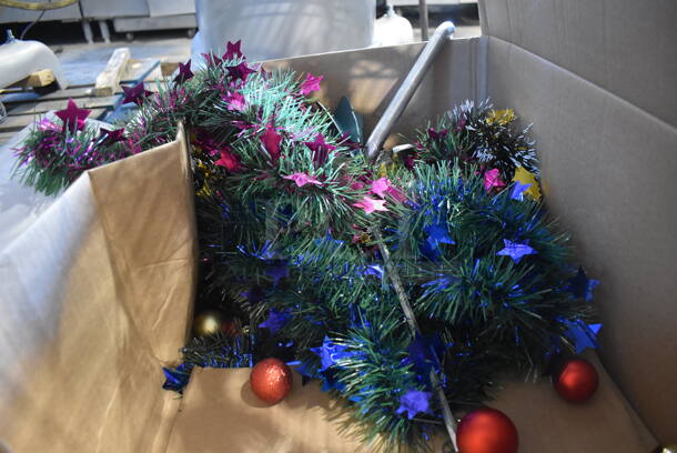 ALL ONE MONEY! Tier Lot of Various Items Including Foil Bins, Metal Trays and Decorations - Image 4 of 4