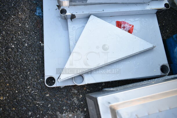 BRAND NEW SCRATCH AND DENT! Lot of 4 Under Shelves and 1 Regency 600WS1548HD Shelf. - Image 5 of 7
