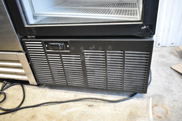 2019 Habco SE18 Metal Commercial Single Door Reach In Cooler Merchandiser w/ Poly Coated Racks. 115 Volts, 1 Phase. Tested and Working! - Image 3 of 6