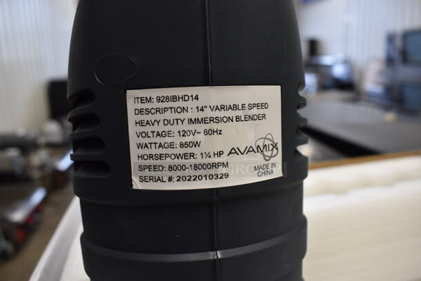 BRAND NEW SCRATCH AND DENT! AvaMix 928IBHD14 Stainless Steel Commercial 14" Shaft Immersion Blender. 120 Volts, 1 Phase. Tested and Working! - Image 7 of 8