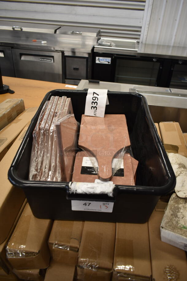 13 BRAND NEW SCRATCH AND DENT! San Jamar 511TC7502 TC7502 7" x 9" x 1/2" Tuff-Cut Bread Board with Handle. 13 Times Your Bid! - Image 2 of 5