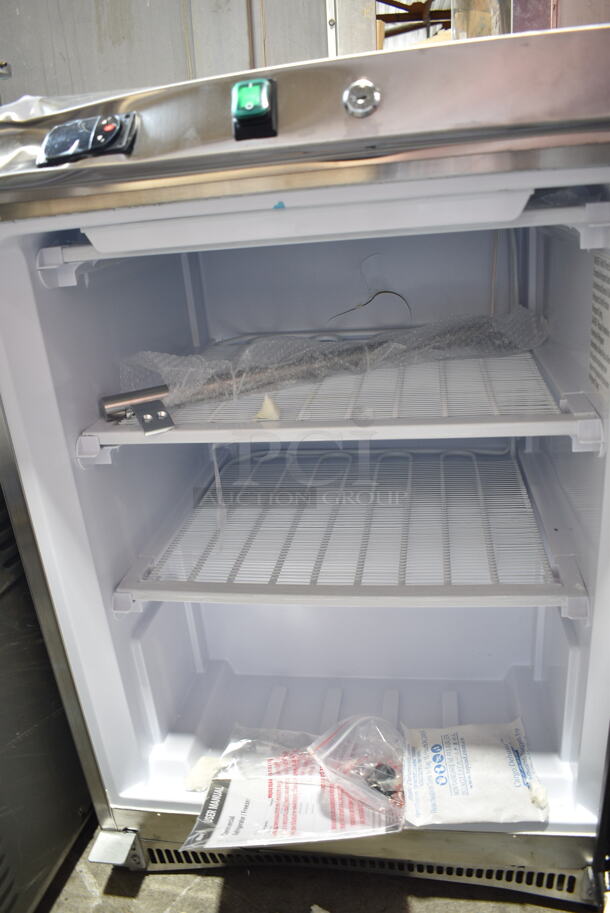 BRAND NEW SCRATCH AND DENT! KoolMore KM-MDF46GD Metal Mini Freezer Merchandiser. See Pictures for Dents. 115 Volts, 1 Phase. Tested and Working! - Image 5 of 8