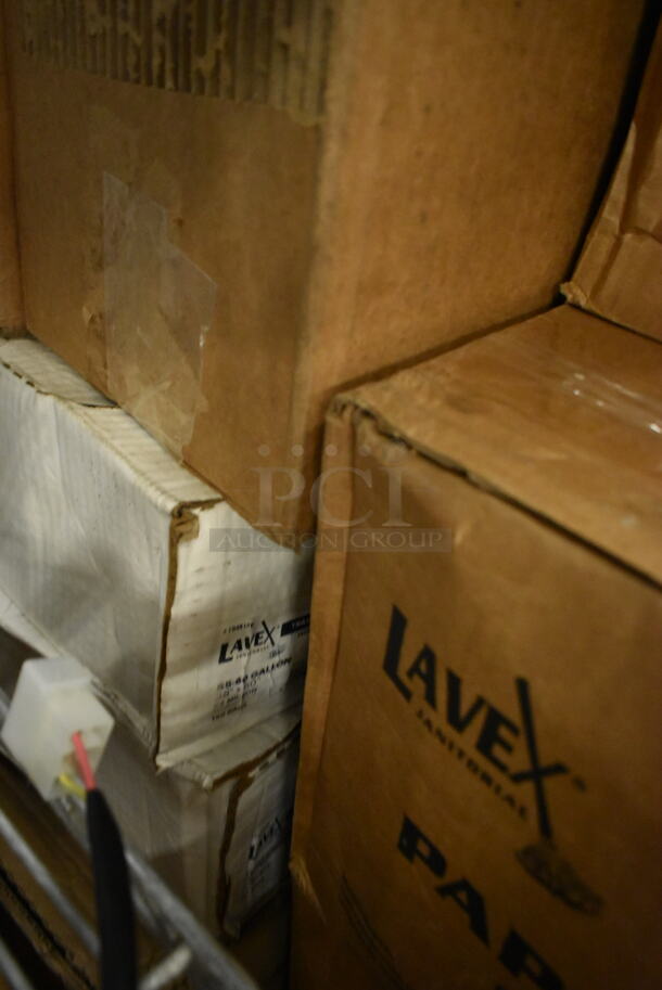 PALLET LOT of 26 BRAND NEW Boxes Including 966TALLFLDN Choice Kraft Natural Tall-Fold 6" x 13" Dispenser Napkin - 8000/Case, 966UDEB oneUp Napkins, 3 Boxes 127CH24 Choice 24 oz. Clear RPET Hinged Deli Container - 200/Case, 795PTOKFT2 Choice 7 3/4" x 5 1/2" x 2" Kraft Microwavable Folded Paper #2 Take-Out Container - 200/Case, 4 Box Lavex Jumbo Toilet Paper, Acopa Pepper Mill, 500TW16 Choice 16 oz. Translucent Tall Thin Wall Plastic Cold Cup - 1000/Case, 2 Box 1504381M Carnival King 6" x 3/4" x 6 1/2" Large Foil Hamburger / Sandwich Bag - 1000/Case. 26 Times Your Bid! - Image 7 of 11