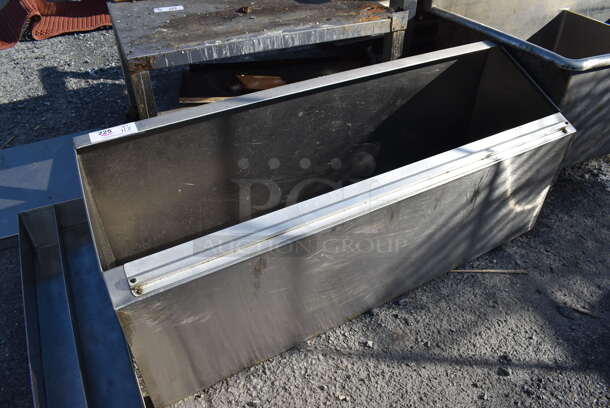 Metal 2 Tier Shelf. 52x16x20 - Image 1 of 3