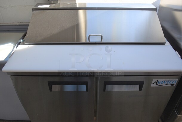 BRAND NEW SCRATCH AND DENT! Avantco Model 178APT48HC Stainless Steel Commercial Sandwich Salad Prep Table Bain Marie Mega Top on Commercial Casters. 115 Volts, 1 Phase. 47x30.5x37.5. Tested and Working! - Image 2 of 7