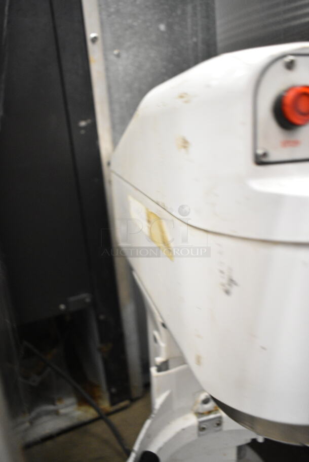 Globe Metal Countertop Planetary Dough Mixer. Tested and Working! - Image 7 of 12