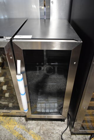 BRAND NEW SCRATCH AND DENT! Avanti BCA3115S3S 15" Beverage Center with Digital Temperature Controls, LED Interior Lighting, Door Lock, 3.1 cu. ft. Capacity. 115 Volts, 1 Phase. Tested and Working!