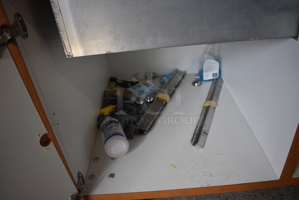 Metal Commercial Refrigerated Buffet Station w/ Sneeze Guard. 115 Volts, 1 Phase. 96x34x58. Tested and Working! - Image 5 of 7
