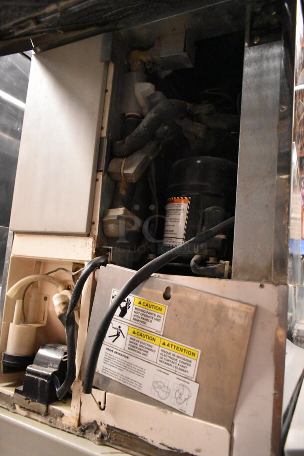 Hoshizaki KM-500MAF Stainless Steel Commercial Ice Machine Head on Hoshizaki DB-200C Commercial Hotel Dispenser Ice Bin. 115-120 Volts, 1 Phase.  - Image 5 of 7