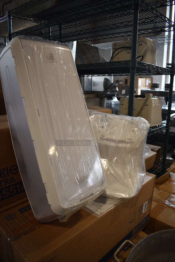 5 BRAND NEW IN BOX! Dixie Ultra 54551A White Poly Countertop Napkin Dispensers. Comes In Two Pieces. 9x10x25. 5 Times Your Bid! - Image 2 of 5