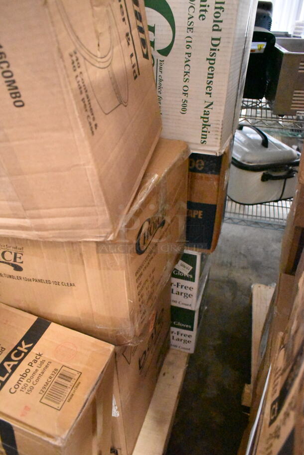 PALLET LOT of 21 BRAND NEW Boxes Including 2 Box Choice Tallfold Dispenser Napkins, 129MCR32B Choice 32 oz. Black Round Microwavable Heavy Weight Container with Lid 7 1/4" - 150/Case, 17612STPNLCL Choice 12 oz. Clear SAN Plastic Paneled Tumbler - 12/Pack, 127CH24 Choice 24 oz. Clear RPET Hinged Deli Container - 200/Case, 612605070HD Choice Full Size Heavy-Duty Foil Steam Table Pan Deep 3 3/8" Depth - 50/Case, Dart 16J16 16 oz. White Customizable Foam Cup - 1000/Case, 128HD16COMBO ChoiceHD 16 oz. Microwavable Translucent Plastic Deli Container and Lid Combo Pack - 240/Case. 21 Times Your Bid! - Image 3 of 8