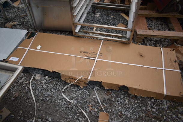 2 BRAND NEW SCRATCH AND DENT! Regency 460EG2472 24" x 72" NSF Green Epoxy Wire Shelf - Image 2 of 4