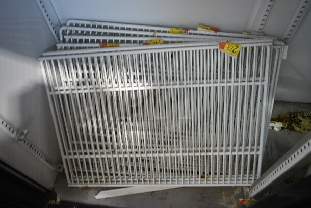 2020 True GDM-41SL-48-HC-LD Metal Commercial 2 Door Reach In Cooler Merchandiser w/ Poly Coated Racks. 115 Volts, 1 Phase. Tested and Working! - Image 4 of 6