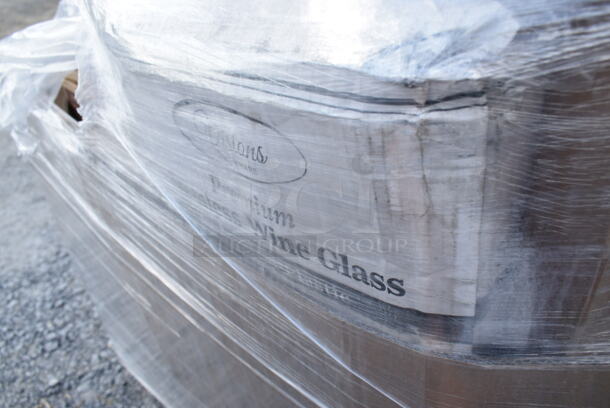 PALLET LOT of 25 BRAND NEW Boxes Including 500LSTRWL Choice 32 oz. Clear Sip-Through Lid with Extra-Wide Opening, C2464BDL Dart PresentaBowls Square Plastic Lids, 127PL400 Choice PET Plastic Lid for 3.25 to 5.5 oz. Souffle Cup / Portion Cup - 2500/Case, 128HD32COMBO Choice Heavy Duty 32 oz. Microwavable Translucent Plastic Deli Container and Lid Combo Pack - 240/Case, 423FW200D ServIt FW200D 12" x 20" Full Size Dual Well Electric Countertop Food Warmer with Digital Controls - 120V, 2000W. 25 Times Your Bid!  - Image 8 of 12