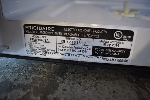 Frigidaire FFMV164LSA Metal Residential Microwave Oven. 120 Volts, 1 Phase. - Image 9 of 9