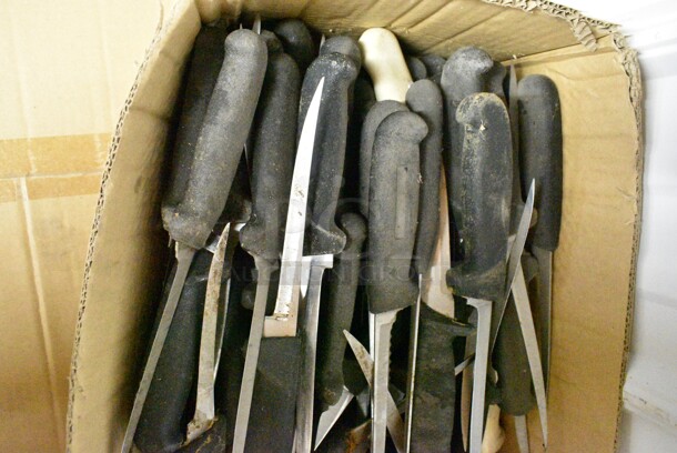 75 SHARPENED Stainless Steel Knives Including Boning Knives. 75 Times Your Bid!  - Image 4 of 5