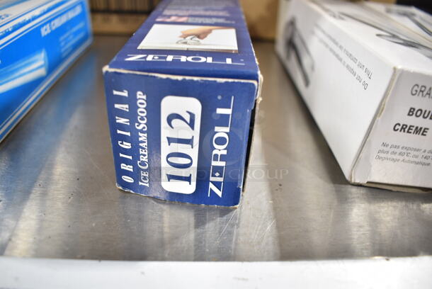 ALL ONE MONEY! Lot of 5 Brand New Dishers and Box of Dixie TS21 Tastespoons. - Image 7 of 8