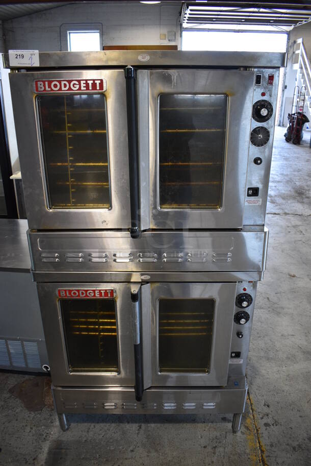 2 Blodgett SHO-100-G Stainless Steel Commercial Natural Gas Powered Full Size Convection Oven w/ View Through Doors, Metal Oven Racks and Thermostatic Controls. 38x39x71. 2 Times Your Bid!