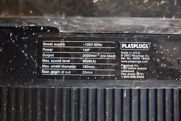 IN ORIGINAL BOX! Plasplugs Master Tiler Wet Saw. 23x18x9 - Image 9 of 9