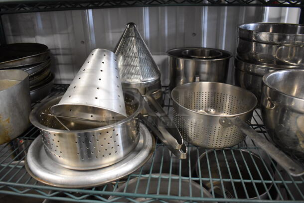 ALL ONE MONEY! Tier Lot of Various Items Including 8 Metal Skillets, 2 Sauce Pans, 2 China Cap Strainers, Colanders and 3 Insulated Metal Mixing Bowls - Image 4 of 6