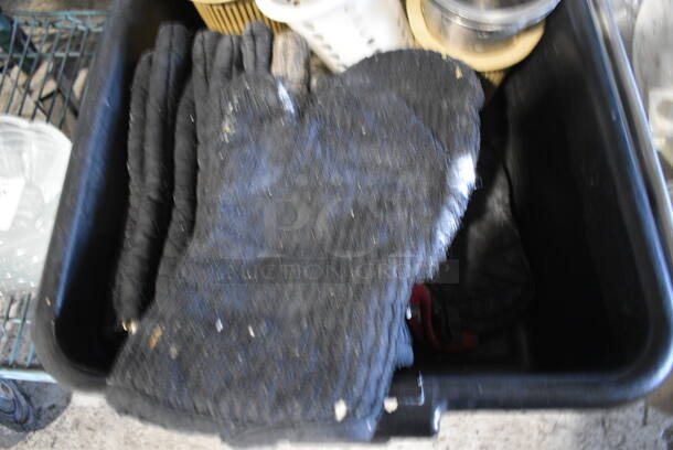 ALL ONE MONEY! Lot of Various Silverware Bins and Oven Mitts in Bus Bin! - Image 4 of 4