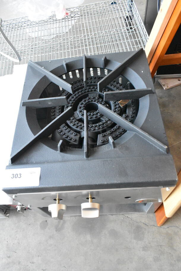 BRAND NEW SCRATCH AND DENT! Cooking Performance Group CPG 351CPGSP18N Stainless Steel Natural Gas Stock Pot Range. 80,000 BTU - Image 4 of 6