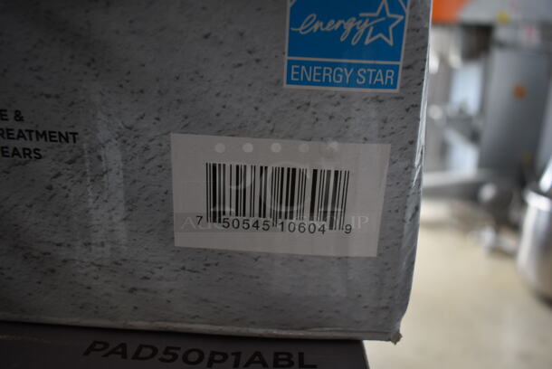 IN ORIGINAL BOX! Pelonis PAD50P1ABL ENERGY STAR 50 Pint Dehumidifier. 115 Volts, 1 Phase. - Image 5 of 7