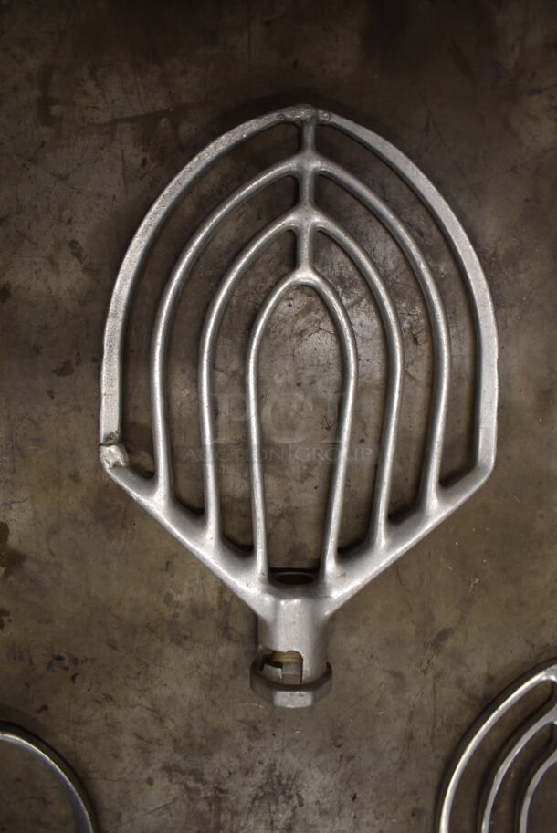 8 Items For Mixer Including 3 Whisks, 2 Paddles, 2 Dough Hooks And Hub Power Base Unit. 8 Times Your Bid!  - Image 2 of 12