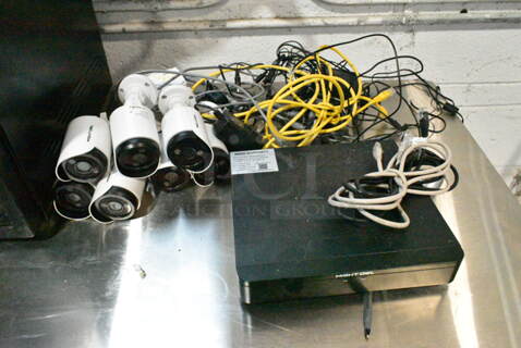 7 Night Owl CM-C20XL-BU-JF Security Cameras w/ 1 Night Owl DVR-C20X-161-JF DVR Recorder, Wiring. 7 Times Your Bid! 