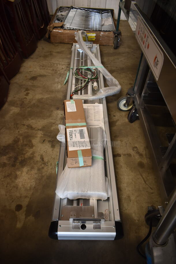 BRAND NEW SCRATCH AND DENT! Hatco GR2AHL-72 Metal Commercial Warming Strip. 120/208 Volts, 1 Phase. - Image 1 of 5