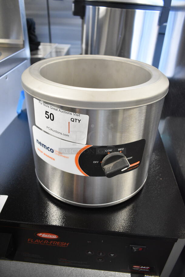 BRAND NEW SCRATCH AND DENT! 2024 Nemco 6100A Stainless Steel 7 Qt. Countertop Warmer. No Insert/Lid/Ladle. 120 Volts, 1 Phase. Tested and Working! - Image 2 of 6