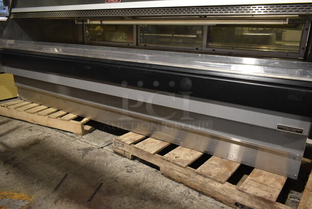Custom Deli's Inc DILW8CBSS Stainless Steel Commercial Floor Style Heated Display Case Merchandiser. 120/208 Volts, 3 Phase.  - Image 4 of 8