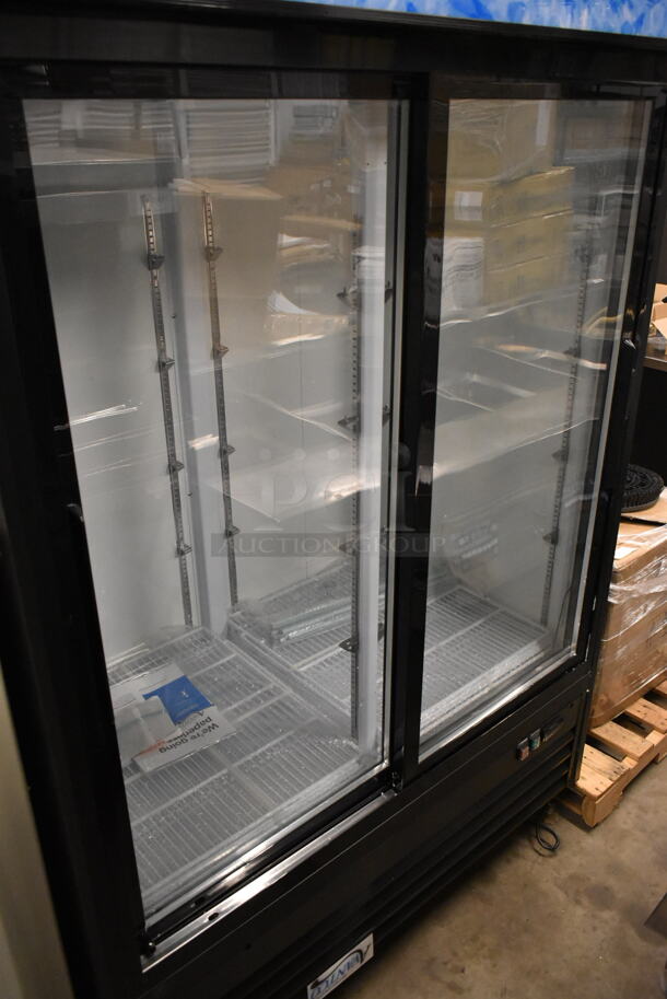 BRAND NEW SCRATCH AND DENT! 2024 Avantco 178GDS47HCB Metal Commercial Black Sliding Glass Door Merchandiser Refrigerator with LED Lighting and Poly Coated Racks on Commercial Casters. 115 Volts, 1 Phase. Tested and Working! - Image 3 of 7