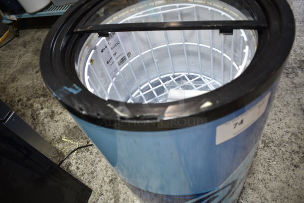 BRAND NEW SCRATCH AND DENT! Galaxy BMR2-CD 177BMR2CD  Cold Drink Barrel Merchandiser Refrigerator - 2.25 cu. ft. . 120 Volts, 1 Phase. Tested and Powers On But Does Not Get Cold
 - Image 4 of 7