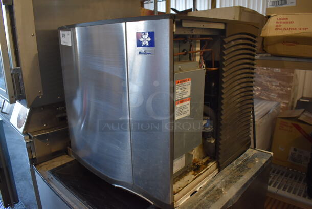 Manitowoc SY0424A Stainless Steel Commercial Ice Head on Servend MD-250 Stainless Steel Commercial 8 Flavor Carbonated Beverage Machine. 115 Volts, 1 Phase. 30.5x31x61 - Image 3 of 7