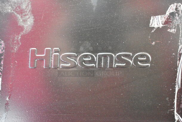 Hisense WMS017M6XBE Metal Mini Cooler. 115 Volts, 1 Phase. Tested and Powers On But Does Not Get Cold - Image 3 of 6
