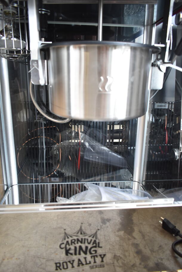 BRAND NEW SCRATCH AND DENT! Carnival King 382PM50NR Royalty Series 12 oz. Red Commercial Popcorn Machine / Popper. 120 Volts, 1 Phase. Tested and Working! - Image 4 of 6