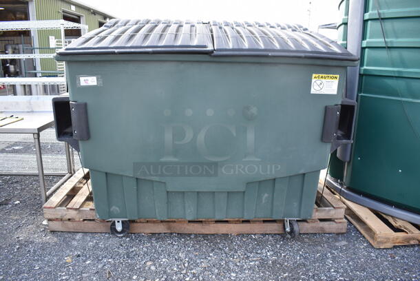BRAND NEW SCRATCH AND DENT! Toter FR040-00940 4 Cubic Yd. Green Front End Loading Mobile Trash Container / Dumpster w/ 2000 lb. Capacity on Commercial Casters. 87x56x68